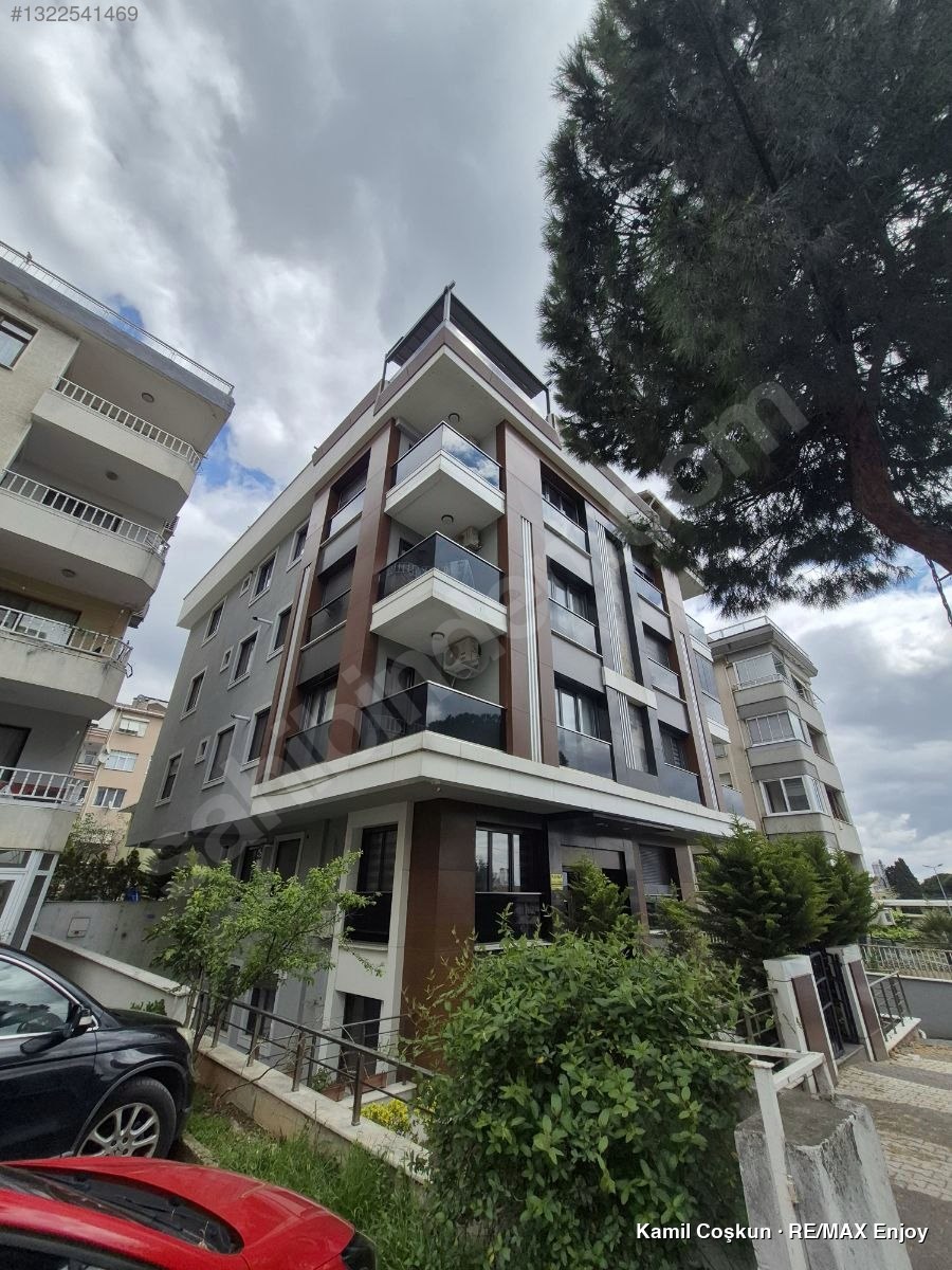 Küçükyalı Marmaray 2+1 Bahçe Katı